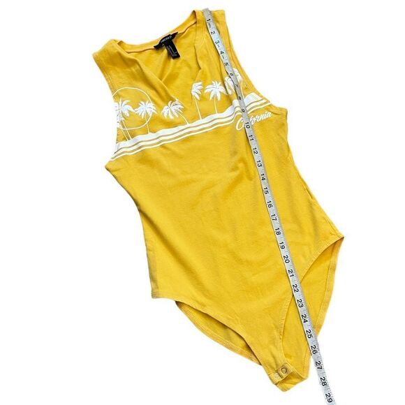 FOREVER 21 Yellow Graphic Print Sleeveless V Neck Casual Bodysuit M - Picture 6 of 7